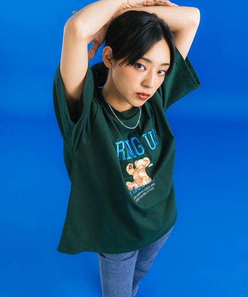 Ressaca(レサーカ)の「カレッジロゴ ベアー プリント ワンポイント刺繍 Tシャツ(Tシャツ/カットソー・メンズ・ホワイト/アッシュグレー/ブラック/グリーン・M/L)」の4枚目の写真