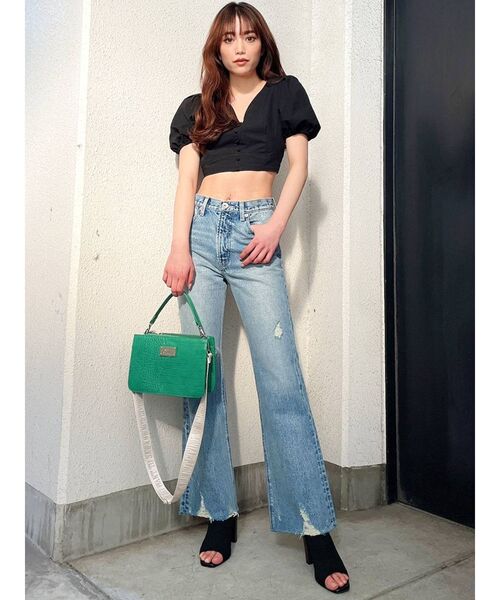 GYDA(ジェイダ)の「BACKリボンOPEN パフスリーブブラウス(シャツ/ブラウス・レディース・ブラック/グリーン・FREE)」の14枚目の写真