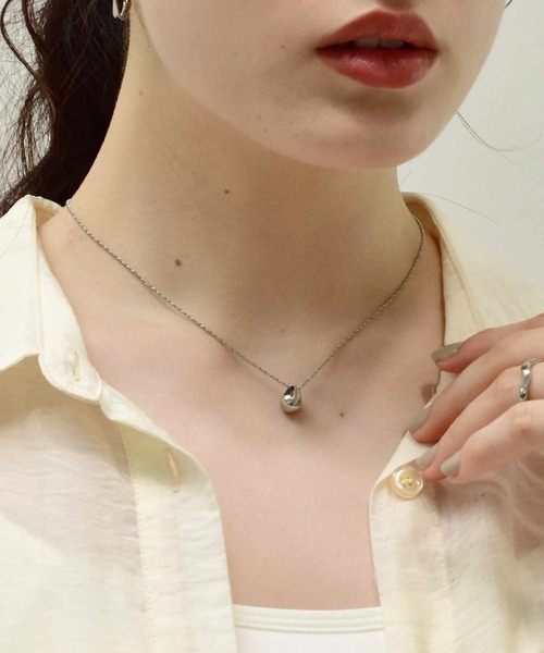 LHME（エルエイチエムイー）の「LHME プランプドロップネックレス/サージカルステンレス316L（金属アレルギー対応）（ネックレス・レディース・シルバー/ゴールド・45cm）」の11枚目の写真