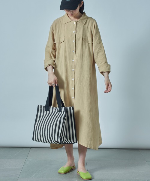 MAISON BREEZE(メゾンブリーズ)の「ナチュラルなシワ感でお手入れ楽々♪【MAISON BREEZE】パッカリングロングシャツワンピース SCCH(ワンピース・レディース・ブラック/ベージュ/グレー・FREE)」の16枚目の写真