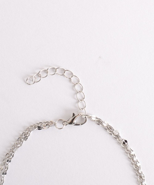 VIBGYOR Women（ヴィブジョー　ウィメン）の「【float】2連 バタフライ チャーム ネックレス（ネックレス・レディース・シルバー/ゴールド/ゴールド系・FREE）」の9枚目の写真