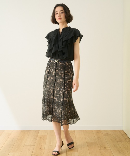 ANAYI(アナイ)の「ライトローンスタンドラッフルブラウス(シャツ/ブラウス・レディース・ホワイト/ブラック/グリーン/サックスブルー・38/36)」の9枚目の写真