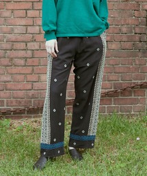 RNA-N | R3988 【N EXCLUSIVE】エンブロイダリーパンツ(その他パンツ)