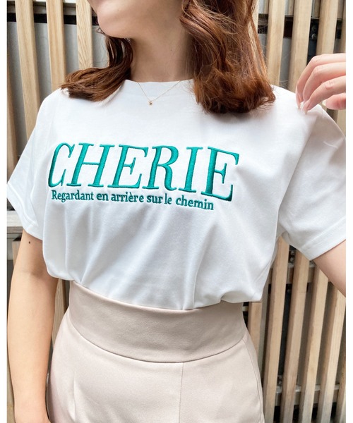 INGNI(イング)の「ふくれ刺繍ロゴショート丈Tシャツ(Tシャツ/カットソー・レディース・ブラック/ホワイト×グリーン/ホワイト×ブラック/ホワイト×ピンク・M)」の9枚目の写真