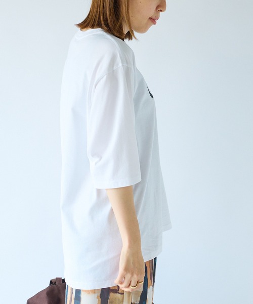 RIVE DROITE（リヴドロワ）の「女性らしいロゴがアクセント/CheriハーフスリーブTシャツ（Tシャツ/カットソー・レディース・ホワイト/ブラウン/チャコールグレー・FREE）」の10枚目の写真