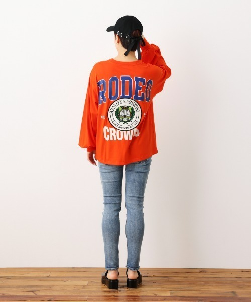 RODEO CROWNS WIDE BOWL（ロデオクラウンズワイドボウル）の「Rodeo College L/S Tシャツ（Tシャツ/カットソー・レディース・オレンジ/グレー×ホワイト/アイボリー/チャコールグレー・FREE）」の5枚目の写真