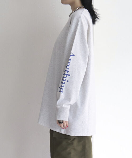 fredy emue(フレディエミュ)の「Anything袖ロゴ ロンT(Tシャツ/カットソー・レディース・ライトグレー/ネイビー/オフホワイト・38)」の5枚目の写真