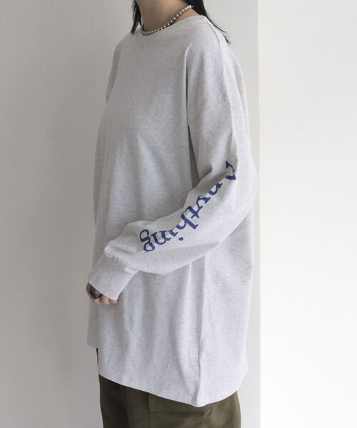 fredy emue(フレディエミュ)の「Anything袖ロゴ ロンT(Tシャツ/カットソー・レディース・ライトグレー/ネイビー/オフホワイト・38)」の9枚目の写真