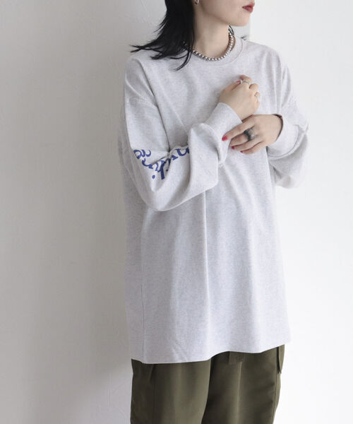 fredy emue(フレディエミュ)の「Anything袖ロゴ ロンT(Tシャツ/カットソー・レディース・ライトグレー/ネイビー/オフホワイト・38)」の15枚目の写真
