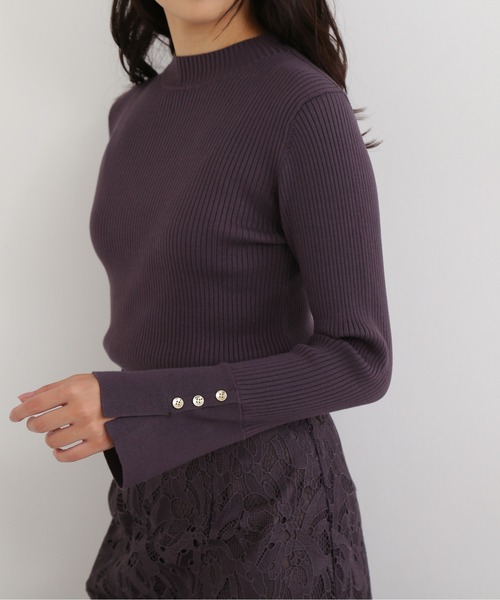 NATURAL BEAUTY BASIC（ナチュラルビューティーベーシック）の「フレアカフス釦ニット（ニット/セーター・レディース・チャコールグレー/ブルー/キャメル/イエロー・MEDIUM）」の14枚目の写真