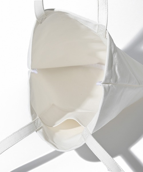 ADAM PATEK(アダムパテック)の「『ADAMPATEK』basic canvas tote bag(トートバッグ・レディース・ホワイト/ブラック・フリー)」の12枚目の写真