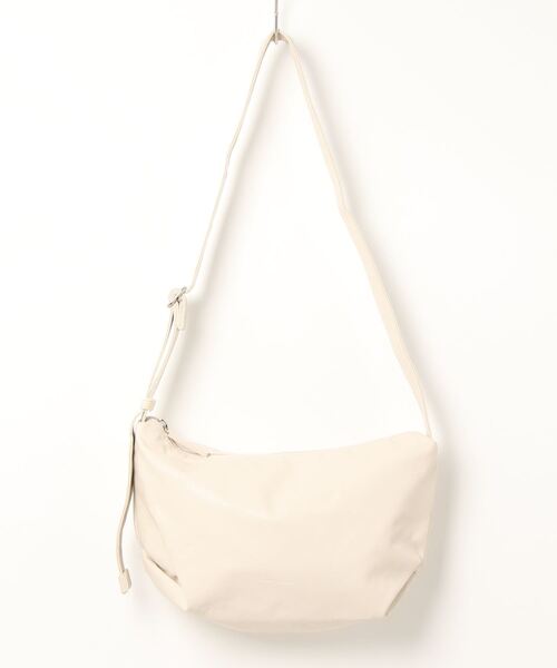 Legato Largo（レガートラルゴ）の「＜新色追加＞フェイクレザー ワンショルダーミニバッグ（ショルダーバッグ・レディース・アイボリー/ブラック/シルバー・FREE）」の12枚目の写真