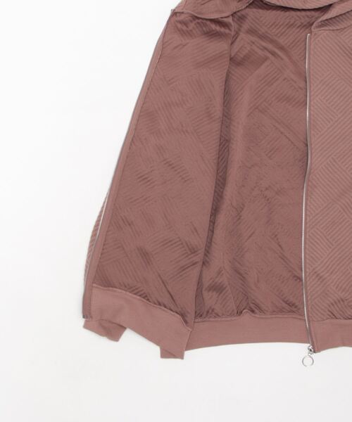 CECIL McBEE（セシルマクビー）の「膨れジャガードジップアップパーカー（パーカー・レディース・モカ/ブルー/ブラック・MEDIUM/LARGE）」の4枚目の写真