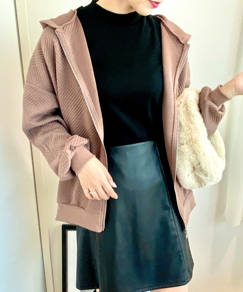 CECIL McBEE（セシルマクビー）の「膨れジャガードジップアップパーカー（パーカー・レディース・モカ/ブルー/ブラック・MEDIUM/LARGE）」の8枚目の写真