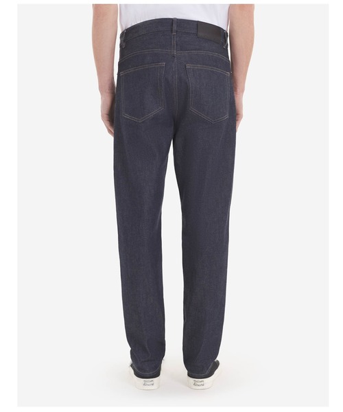 Maison Kitsune（メゾンキツネ）の「TAPERED FIT JEANS（デニムパンツ