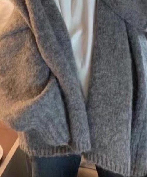 DAY CLOSET（デイ クローゼット）の「レディース ボタンレスふんわりモヘア風ニットカーディガン（カーディガン/ボレロ・レディース・ベージュ/ダークグレー/ピンク/ピンク系その他・ONE SIZE）」の6枚目の写真