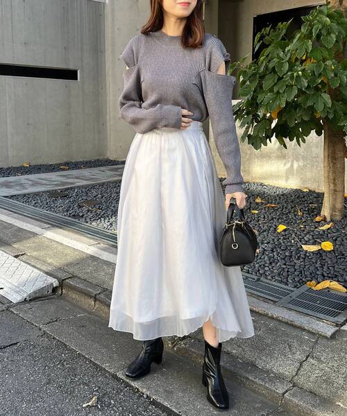 MAJESTIC LEGON（マジェスティックレゴン）の「オーガンジーヘムスカート（スカート・レディース・グレー/アイボリー/ピンクベージュ・MEDIUM）」の7枚目の写真
