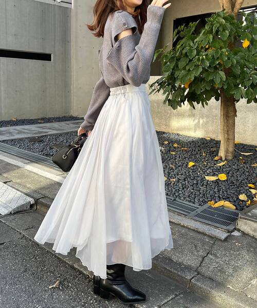 MAJESTIC LEGON（マジェスティックレゴン）の「オーガンジーヘムスカート（スカート・レディース・グレー/アイボリー/ピンクベージュ・MEDIUM）」の9枚目の写真