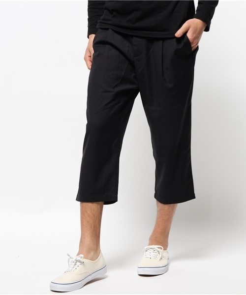 Lui's(ルイス)の「Lui's(ルイス) スラックス2タッククロップドパンツ(その他パンツ・メンズ・グレー/ブラック・MEDIUM/SMALL)」の2枚目の写真