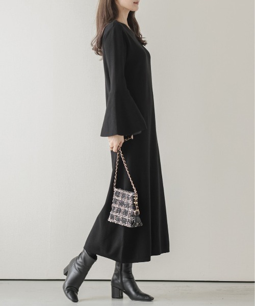 AMELY(エミリー)の「フレア袖ワンピーズ(ワンピース・レディース・ブラック/ネイビー/ベージュ/ライトグレー・フリー)」の21枚目の写真