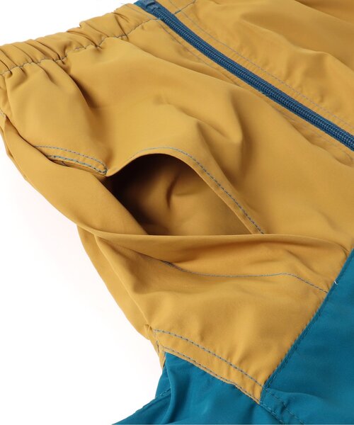 BREEZE（ブリーズ）の「【撥水加工】フードがしまえるカラバリウィンドブレーカー（ナイロンジャケット・キッズ・グリーン/レインボー/ブルー/ブラック/ラベンダー・140/150/130/120/110/100/90）」の13枚目の写真