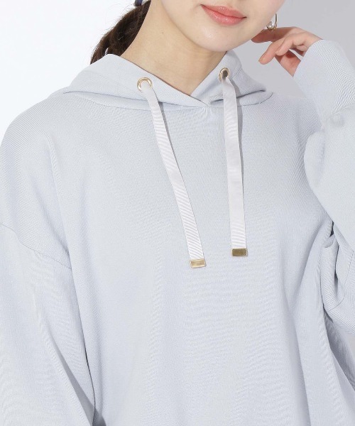 AND COUTURE（アンドクチュール）の「ニットフーディ（パーカー
