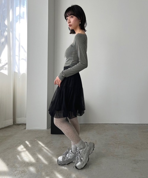 Jewelobe(ジュエローブ)の「アシンメトリーカットアウトトップス(Tシャツ/カットソー・レディース・ブラック/アイボリー/グレー/ブラウン・FREE)」の13枚目の写真