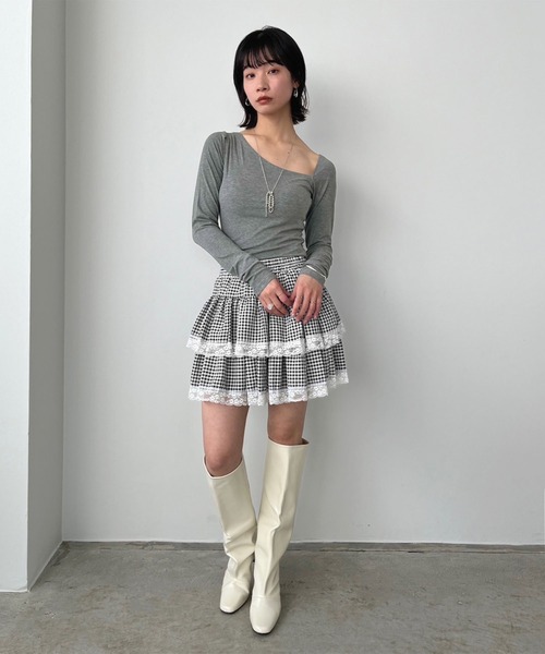 Jewelobe(ジュエローブ)の「アシンメトリーカットアウトトップス(Tシャツ/カットソー・レディース・ブラック/アイボリー/グレー/ブラウン・FREE)」の15枚目の写真