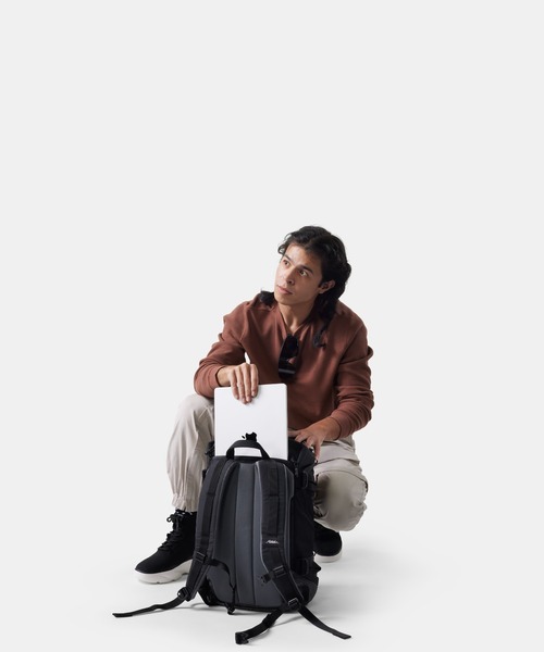 Matador(マタドール)の「Matador/マタドール SEG28 Backpack/セグ 28(バックパック/リュック・メンズ・ブラック/ホワイト・FREE)」の12枚目の写真