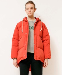 シンサレートマウンテニアパフパーカー