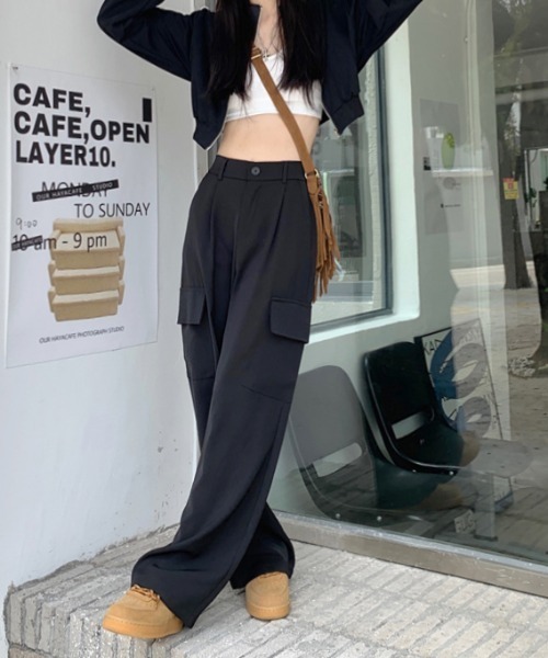 gossip！ロサンゼルス（ゴシップロサンゼルス）の「ストレートカーゴパンツ（カーゴパンツ・レディース・ブラック/ブラウン・FREE）」の14枚目の写真