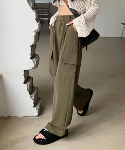 gossip！ロサンゼルス（ゴシップロサンゼルス）の「ストレートカーゴパンツ（カーゴパンツ・レディース・ブラック/ブラウン・FREE）」の4枚目の写真