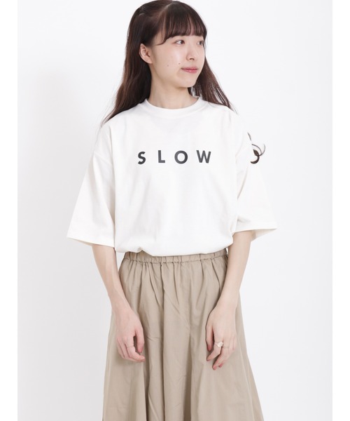 Samansa Mos2（サマンサ モスモス）の「【吸水速乾】大人なシンプルロゴTシャツ（Tシャツ/カットソー・レディース・チャコール/オフホワイト/グリーン・ﾌﾘ-）」の5枚目の写真