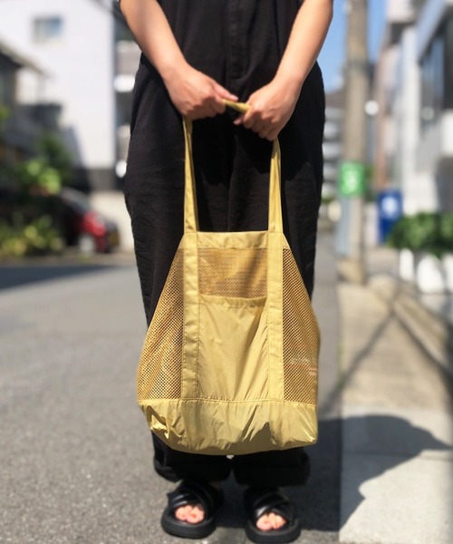 United Athle（ユナイテッドアスレ）の「【UNITED ATHLE】ユナイテッドアスレ ライトナイロン リップストップ メッシュ トートバッグ 1418（トートバッグ・レディース・ダークベージュ/オリーブ/ブラック・FREE）」の3枚目の写真