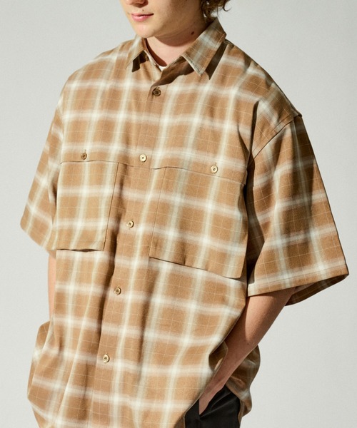 WETTEMPT(ウィテンプト)の「DOUBLE POCKET OMBRE CHECK SHIRT / ダブルポケットオンブレチェックシャツ(シャツ/ブラウス・メンズ・ベージュ/ブラック・SMALL/MEDIUM/LARGE)」の5枚目の写真