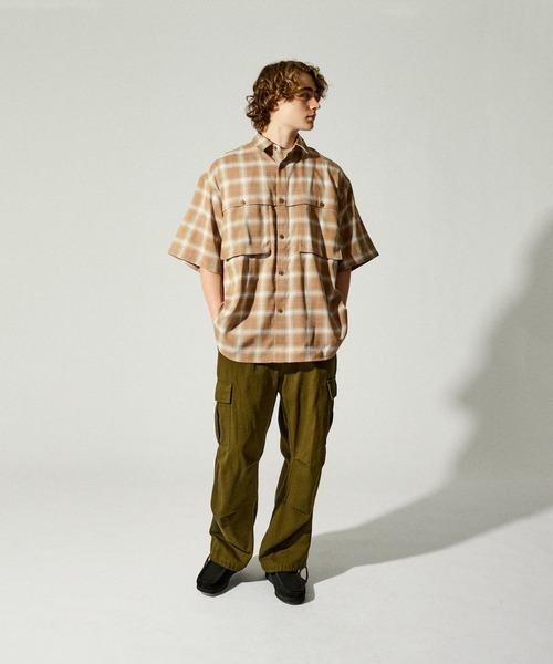 WETTEMPT(ウィテンプト)の「DOUBLE POCKET OMBRE CHECK SHIRT / ダブルポケットオンブレチェックシャツ(シャツ/ブラウス・メンズ・ベージュ/ブラック・SMALL/MEDIUM/LARGE)」の16枚目の写真