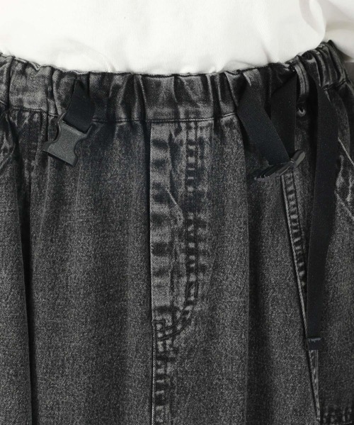 niko and...（ニコアンド）の「ベルトアソートフレアスカート（スカート・レディース・ライトブルー/ベージュ/チャコール/ブラック・MEDIUM/LARGE）」の21枚目の写真