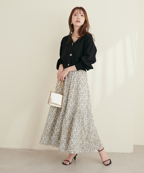 natural couture(ナチュラルクチュール)の「キラキラビジューカーディガン(カーディガン/ボレロ・レディース・グレイッシュベージュ/ブラック/アイボリー/ブルー/モカ・FREE)」の15枚目の写真