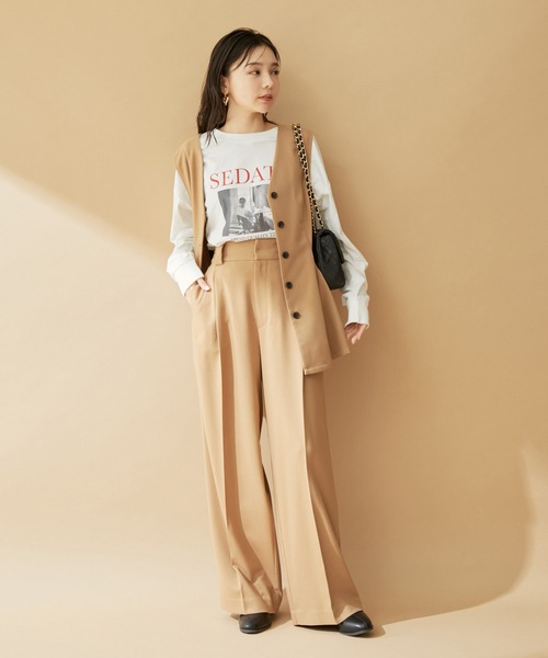 VIS（ビス）の「【洗える】ロゴ＆フォト箔プリントアソートロングTシャツ（Tシャツ/カットソー・レディース・ホワイト系その他/ホワイト系その他2・FREE）」の3枚目の写真