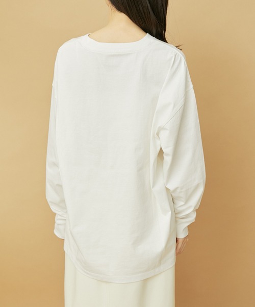 VIS（ビス）の「【洗える】ロゴ＆フォト箔プリントアソートロングTシャツ（Tシャツ/カットソー・レディース・ホワイト系その他/ホワイト系その他2・FREE）」の17枚目の写真