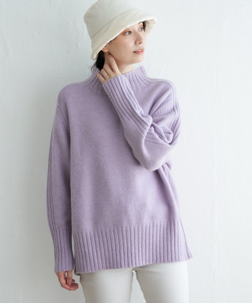 ikka(イッカ)の「ハイネックバックスリットプルオーバー(ニット/セーター・レディース・ネイビー/オフホワイト/ライラック/ブルー/レモンイエロー・M/L/S)」の16枚目の写真