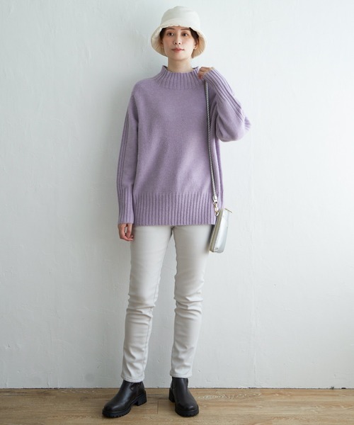 ikka(イッカ)の「ハイネックバックスリットプルオーバー(ニット/セーター・レディース・ネイビー/オフホワイト/ライラック/ブルー/レモンイエロー・M/L/S)」の14枚目の写真