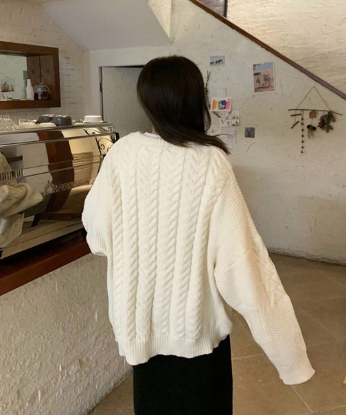 yuue' ( wear )(ユーイ)の「ケーブル編みプルオーバーニット(ニット/セーター・レディース・ブルー/ホワイト・FREE)」の6枚目の写真