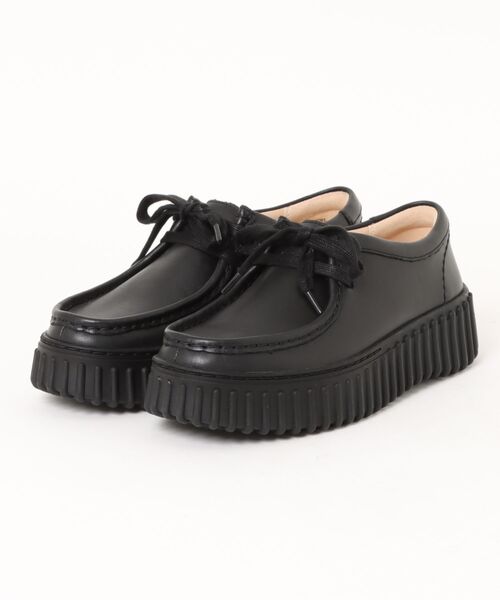 Clarks(クラークス)の「《Clarks》TORHILL BEE(モカシン/デッキシューズ・レディース・ブラウン系その他/ブラック/レッド系その他/オフホワイト/レッド系その他2/ブラック系・UK5.5/UK4.5/UK5/UK4/UK3.5)」の4枚目の写真