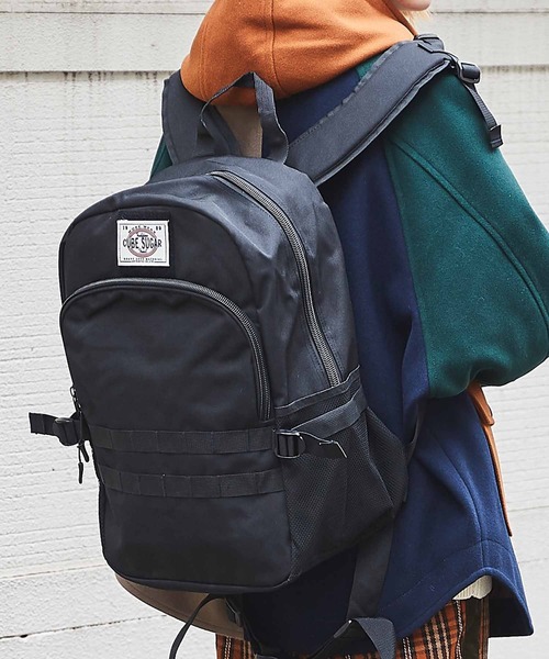 CUBE SUGAR(キューブシュガー)の「ワッペン付バックパック(バックパック/リュック・レディース・ブラック/ベージュ・M)」の1枚目の写真