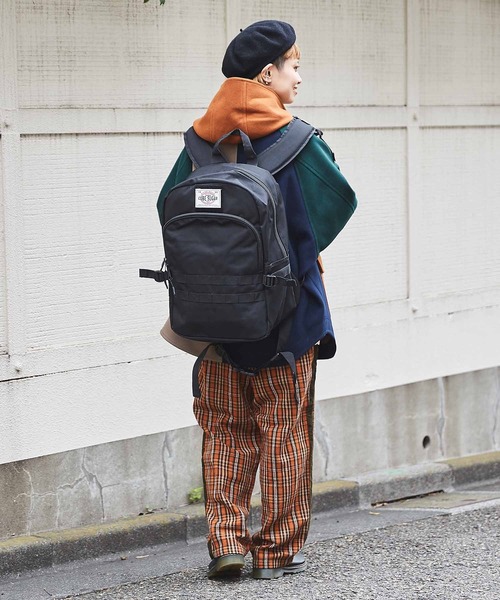 CUBE SUGAR(キューブシュガー)の「ワッペン付バックパック(バックパック/リュック・レディース・ブラック/ベージュ・M)」の5枚目の写真