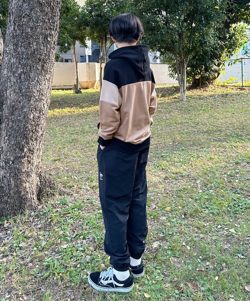 PEN FIELD（ペンフィールド）の「【Penfield】TC裏毛・カラーブロックパーカー（その他トップス・キッズ・カーキ/ベージュ/オートミール・150cm/160cm/170cm/140cm）」の5枚目の写真