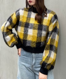 ショート丈チェック柄シャギーニット