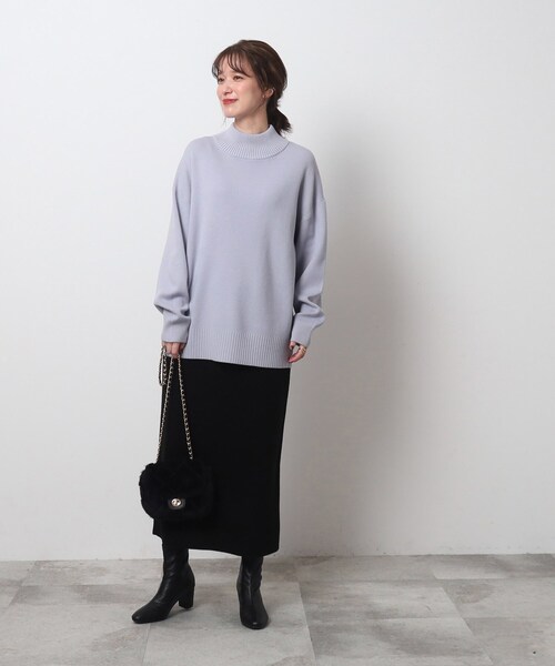 SHOO・LA・RUE(シューラルー)の「◆インしないスタイリングにも とろみ ハイネックニット【ここちイージー/体型カバー】(ニット/セーター・レディース・アイボリー/サンドベージュ/サックスブルー/ブラック/グリーン系・04/03/02)」の18枚目の写真