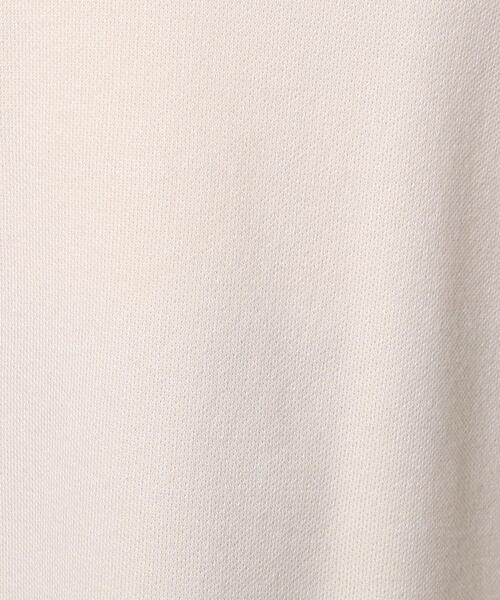 SHOO・LA・RUE(シューラルー)の「◆インしないスタイリングにも とろみ ハイネックニット【ここちイージー/体型カバー】(ニット/セーター・レディース・アイボリー/サンドベージュ/サックスブルー/ブラック/グリーン系・04/03/02)」の21枚目の写真